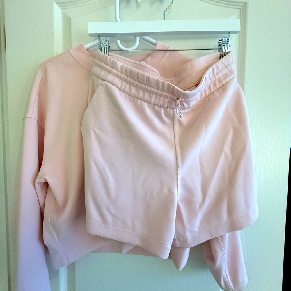 SOLD Lululemon Softstreme Flush Pink POC set